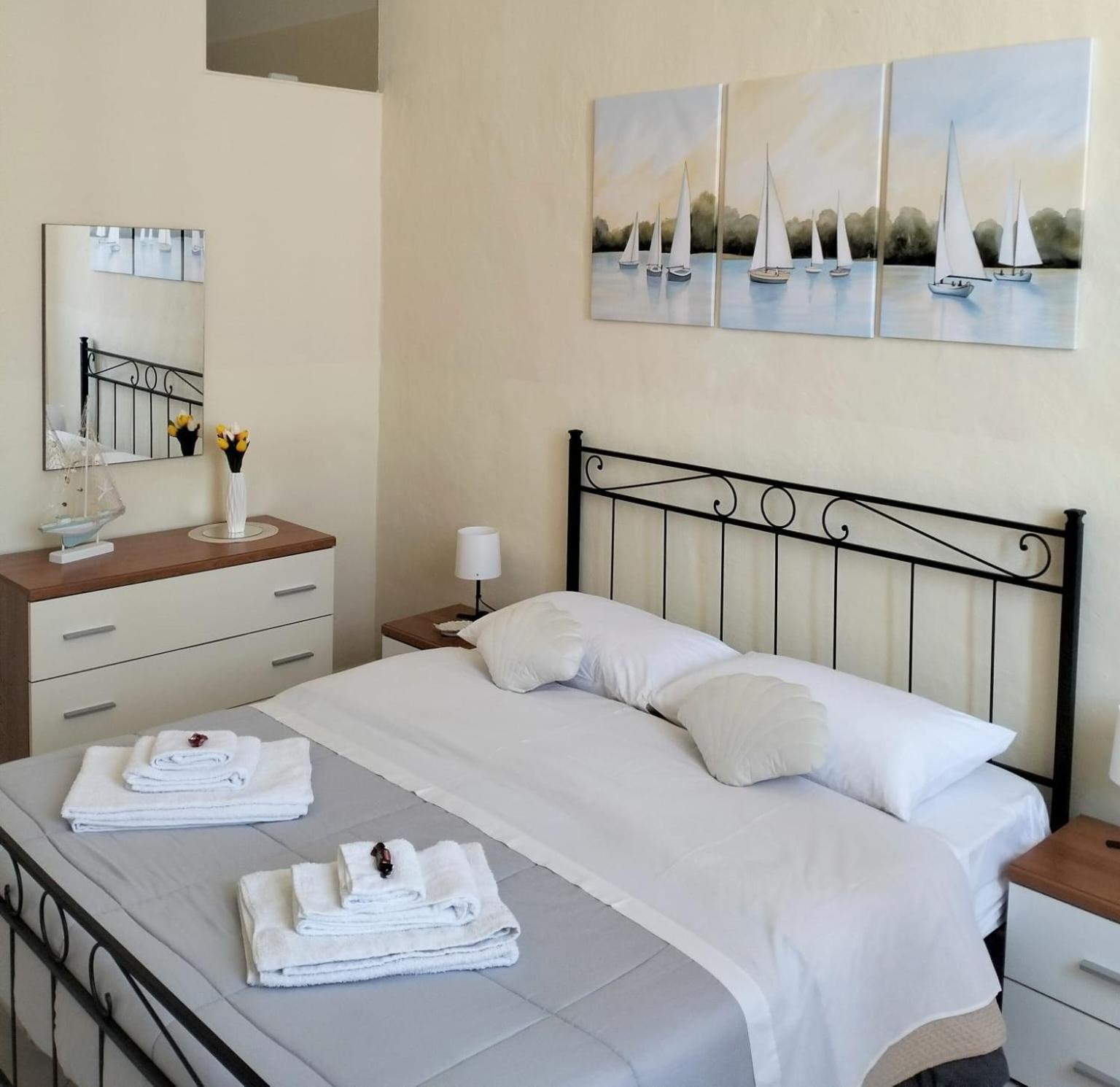I Velieri Di Trapani Apartment ภายนอก รูปภาพ